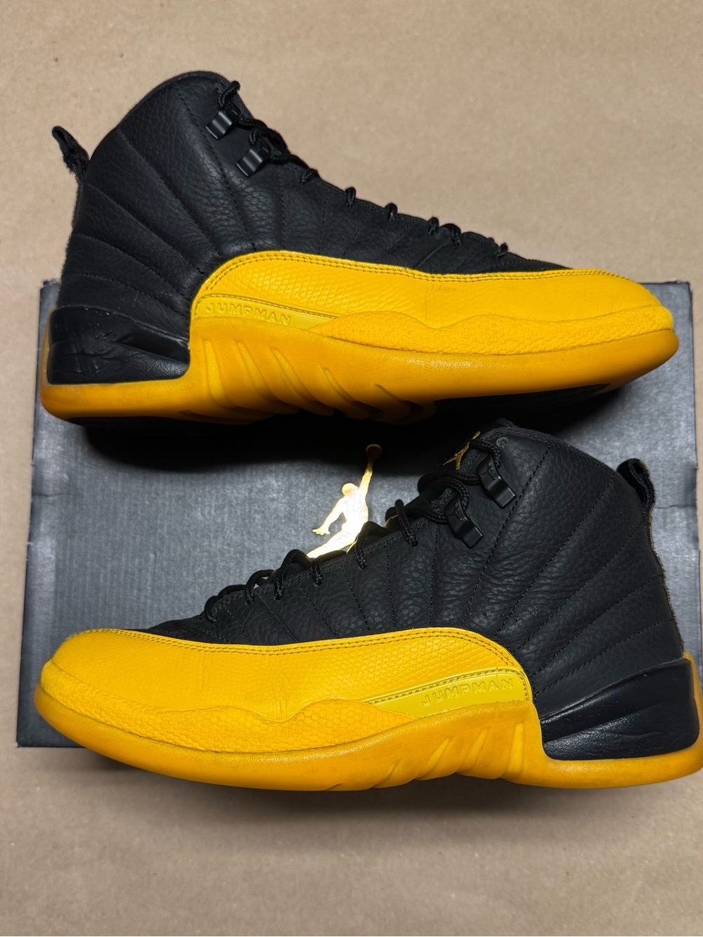 Nike Air Jordan 12 Retro University Gold Mens size 9 Basketball Shoes Rare!